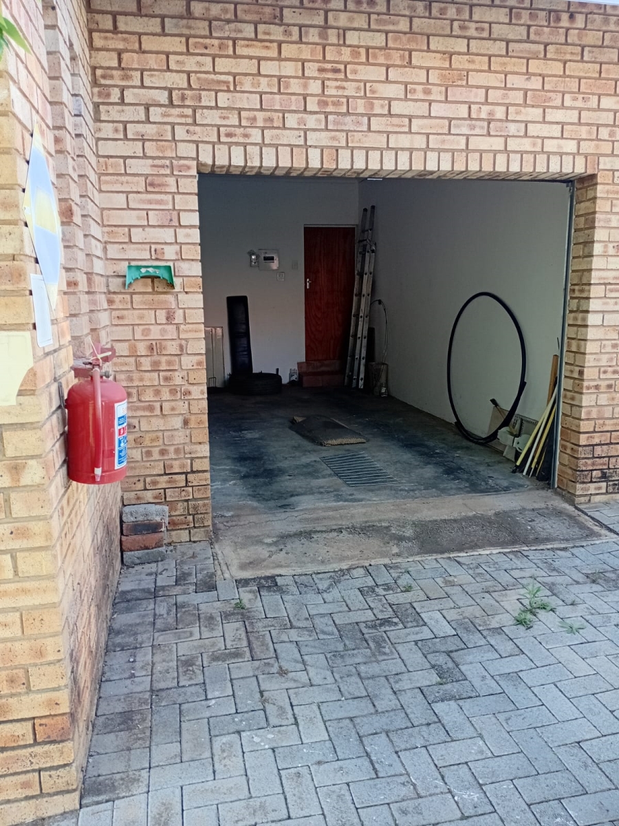 2 Bedroom Property for Sale in Parys Free State